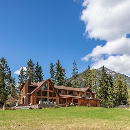 Home Lodge Golden Dış mekan fotoğraf